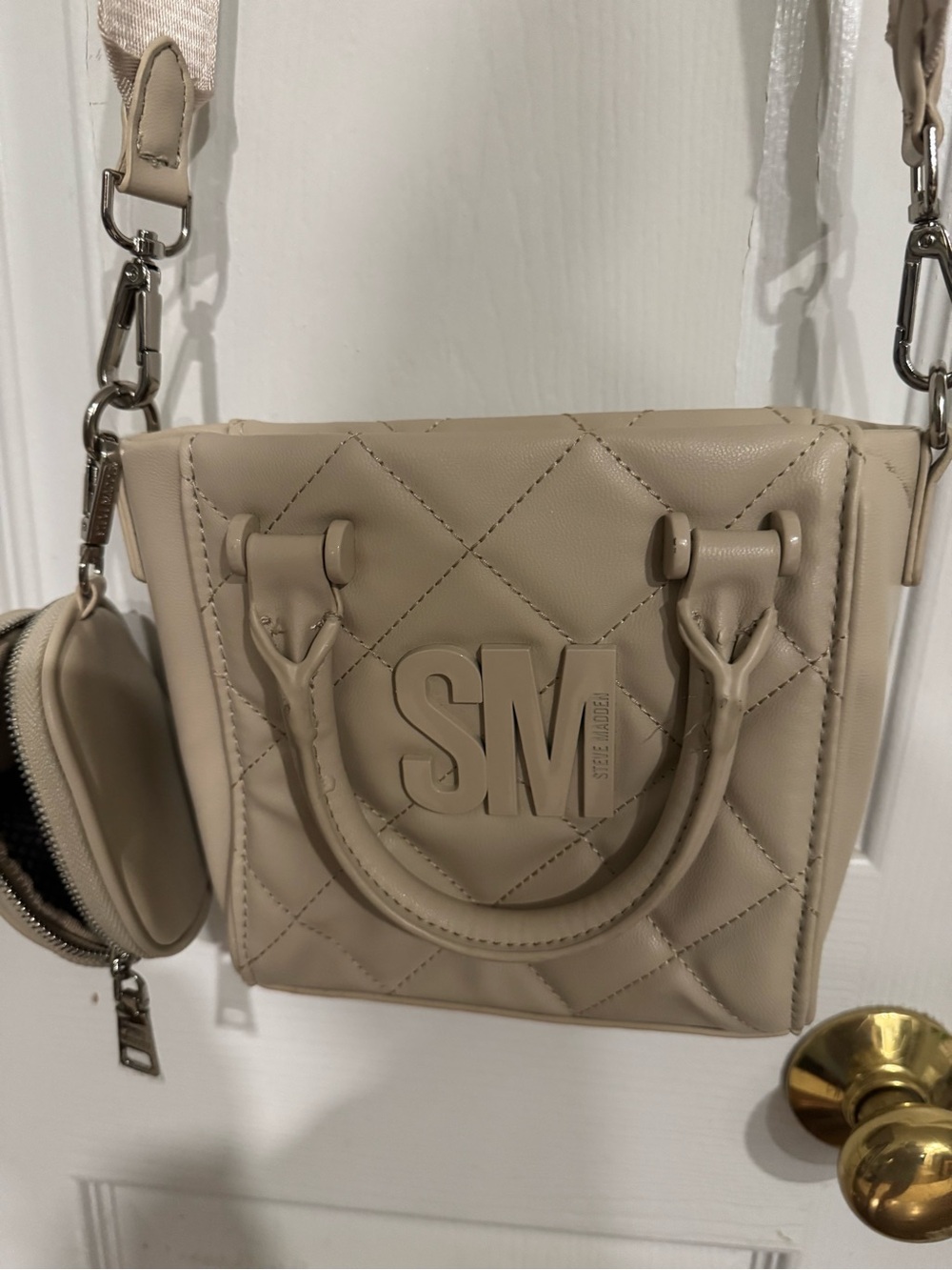 Steve Madden Quilted Crossbody/Hand Bag w/Pouch